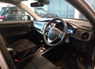 Toyota Fielder (2018)